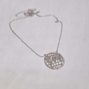 Сребърно колие "Планетата земя"
